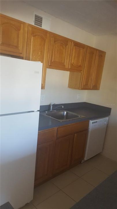 Recently Sold: $89,900 (2 beds, 1 baths, 999 Square Feet)