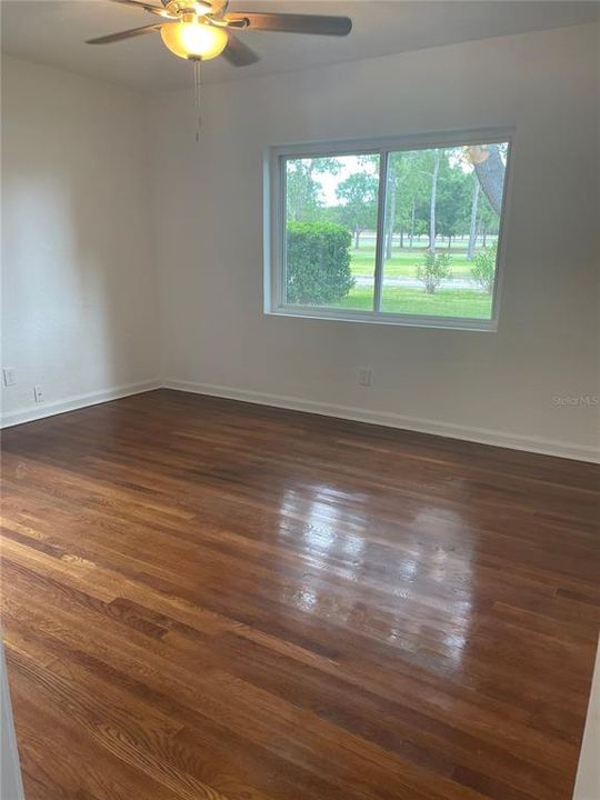 Recently Rented: $3,000 (3 beds, 2 baths, 1424 Square Feet)