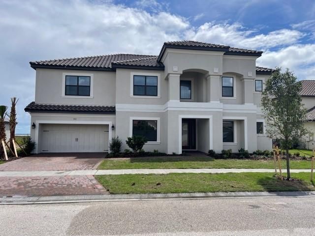 Recently Sold: $656,143 (6 beds, 4 baths, 4181 Square Feet)