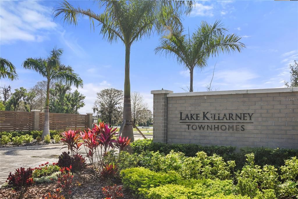 Recently Sold: $864,000 (3 beds, 3 baths, 2341 Square Feet)