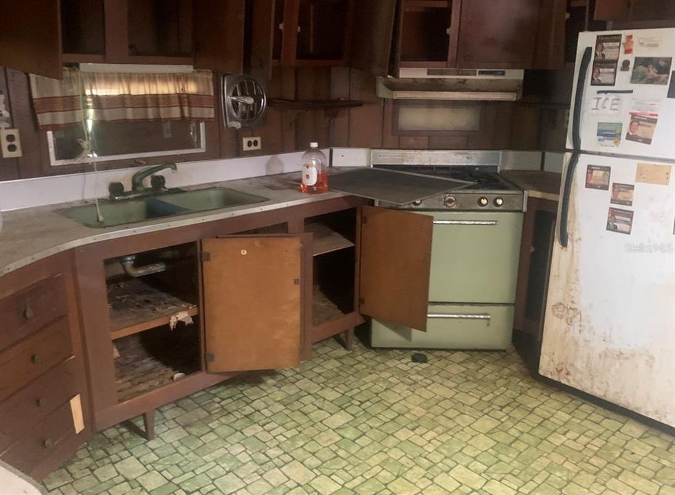 Vendido Recientemente: $109,000 (2 camas, 1 baños, 1012 Pies cuadrados)