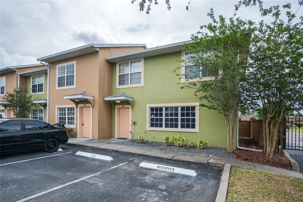 Recently Sold: $210,000 (3 beds, 2 baths, 1400 Square Feet)