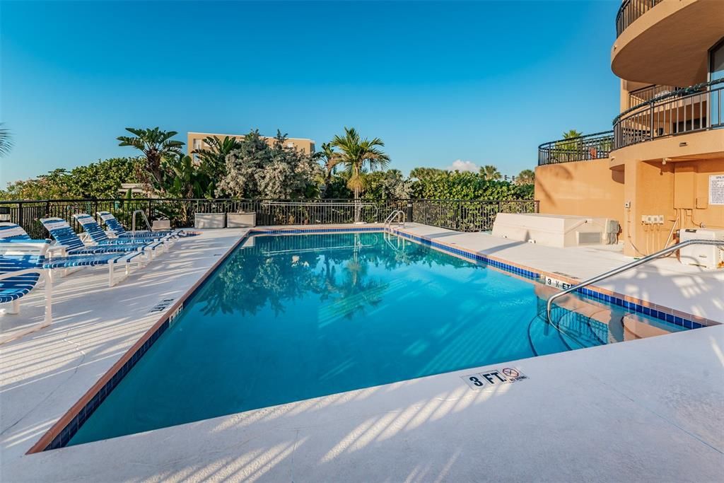 Recently Sold: $1,500,000 (3 beds, 2 baths, 2500 Square Feet)