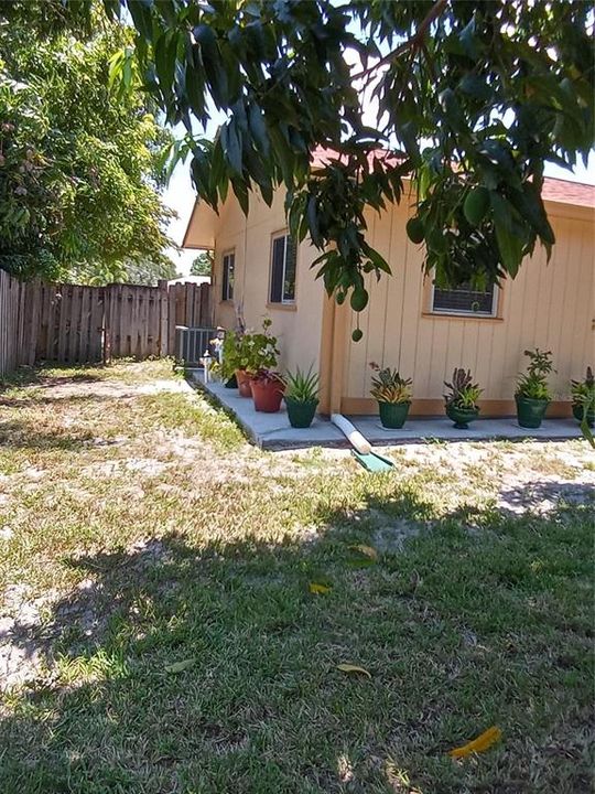 Vendido Recientemente: $325,000 (3 camas, 2 baños, 1270 Pies cuadrados)