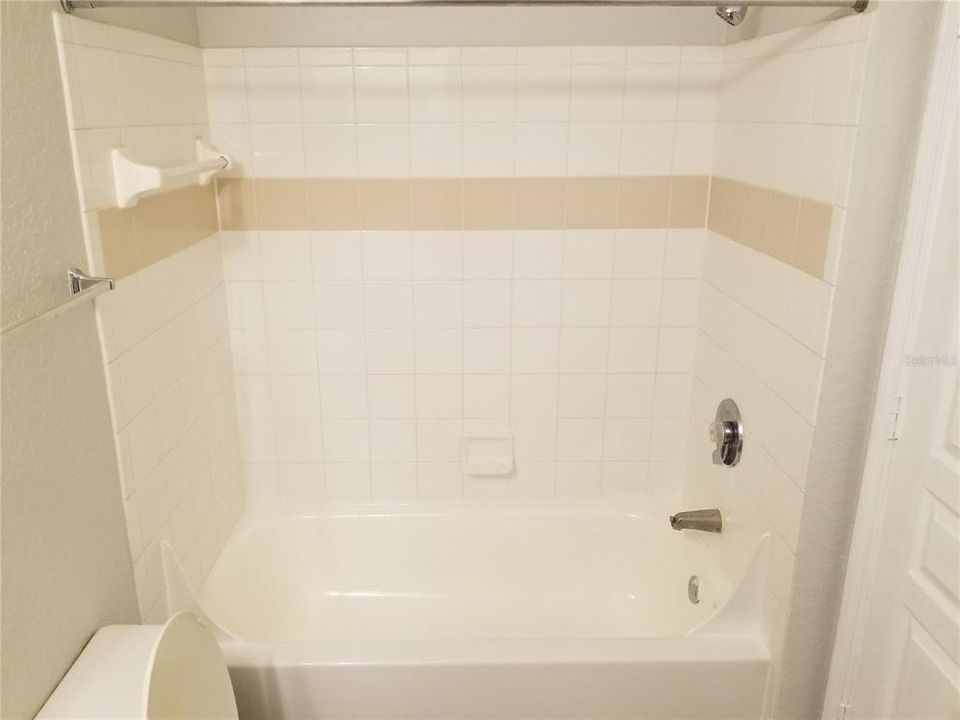 最近租的: $1,300 (2 贝兹, 2 浴室, 1144 平方英尺)