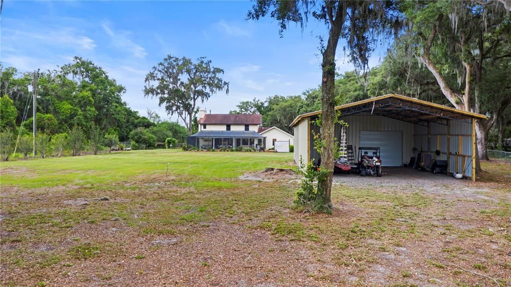 Recently Sold: $565,000 (4 beds, 3 baths, 2478 Square Feet)