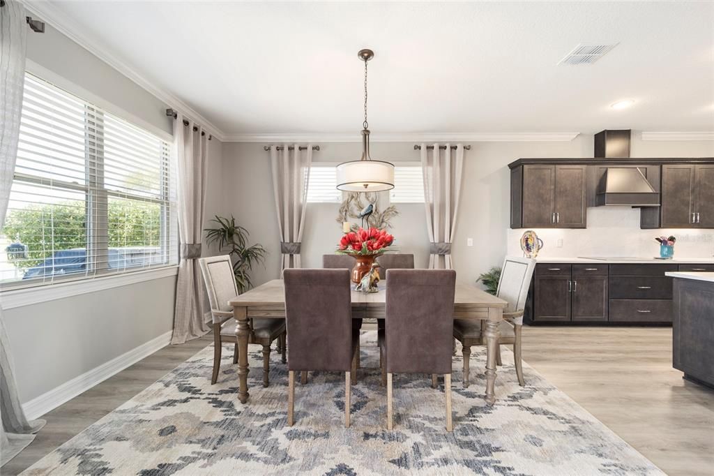 Recently Sold: $555,000 (3 beds, 3 baths, 2529 Square Feet)
