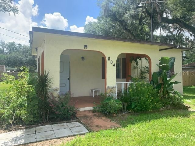 Recently Sold: $139,900 (2 beds, 1 baths, 1016 Square Feet)