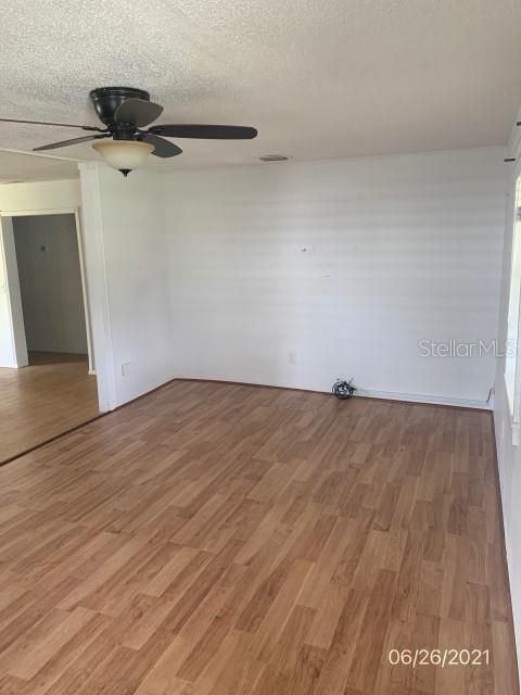 Recently Sold: $139,900 (2 beds, 1 baths, 1016 Square Feet)