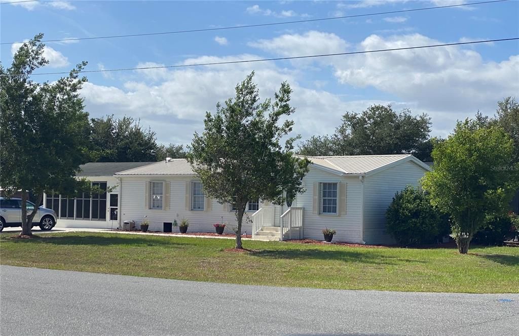 Recently Sold: $197,000 (3 beds, 2 baths, 1152 Square Feet)