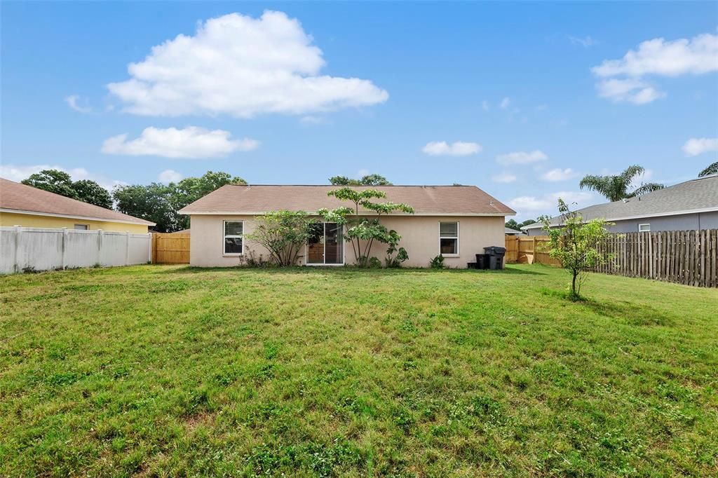 Recently Sold: $215,000 (3 beds, 2 baths, 1251 Square Feet)