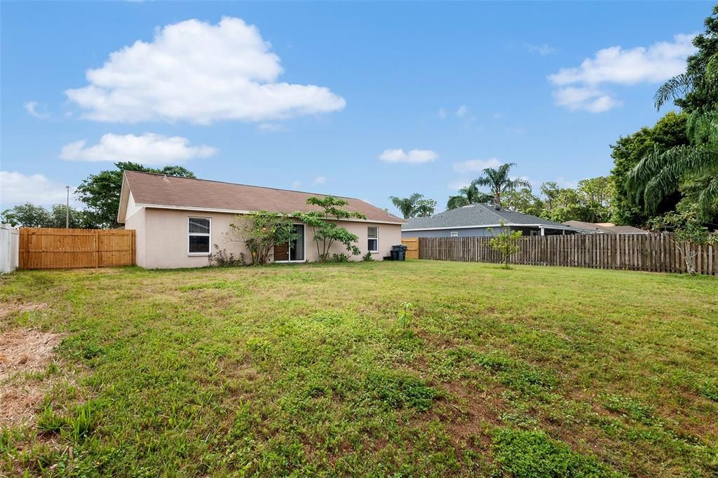 Recently Sold: $215,000 (3 beds, 2 baths, 1251 Square Feet)