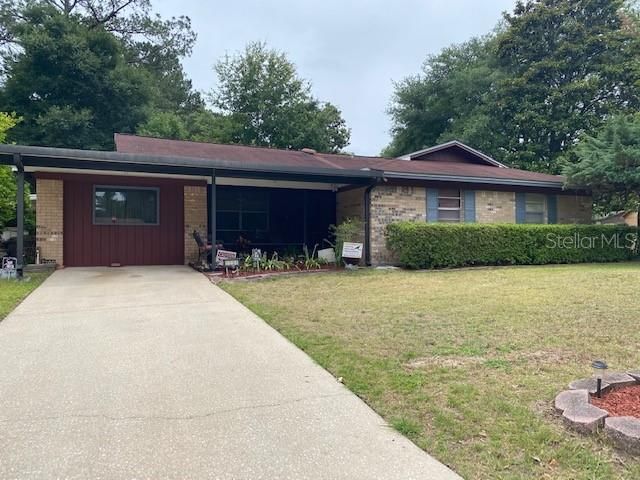 Recently Sold: $200,000 (3 beds, 2 baths, 2989 Square Feet)