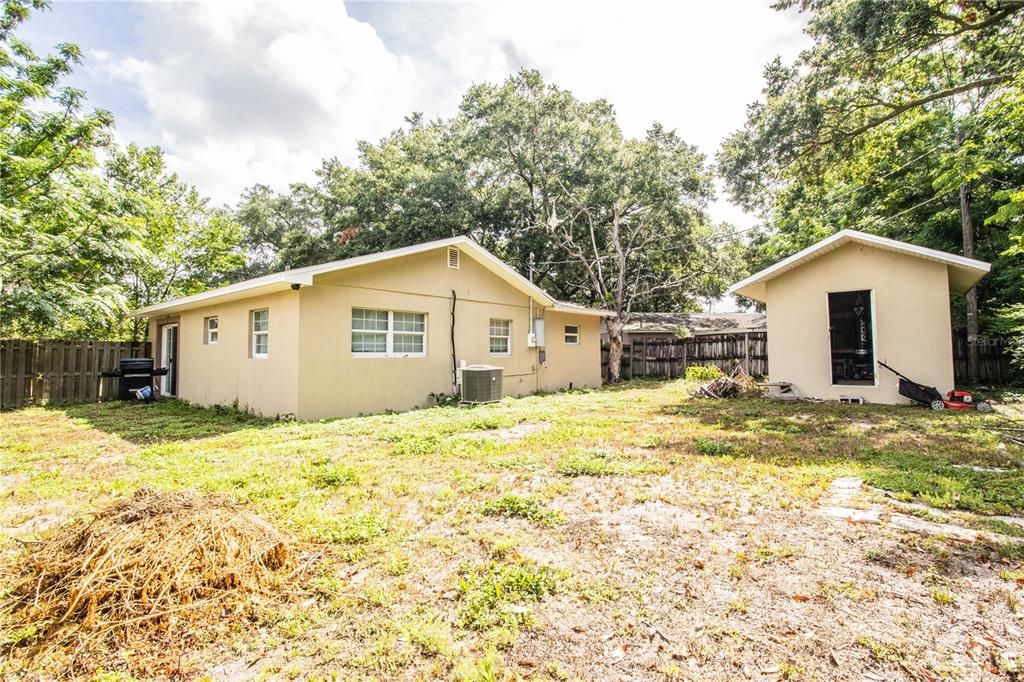 Recently Sold: $190,000 (3 beds, 2 baths, 1116 Square Feet)