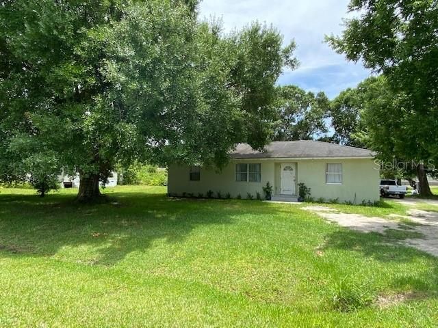 Recently Sold: $230,000 (3 beds, 1 baths, 1181 Square Feet)