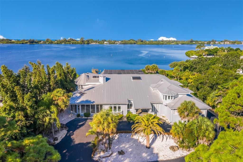 Recently Sold: $3,000,000 (8 beds, 6 baths, 11200 Square Feet)