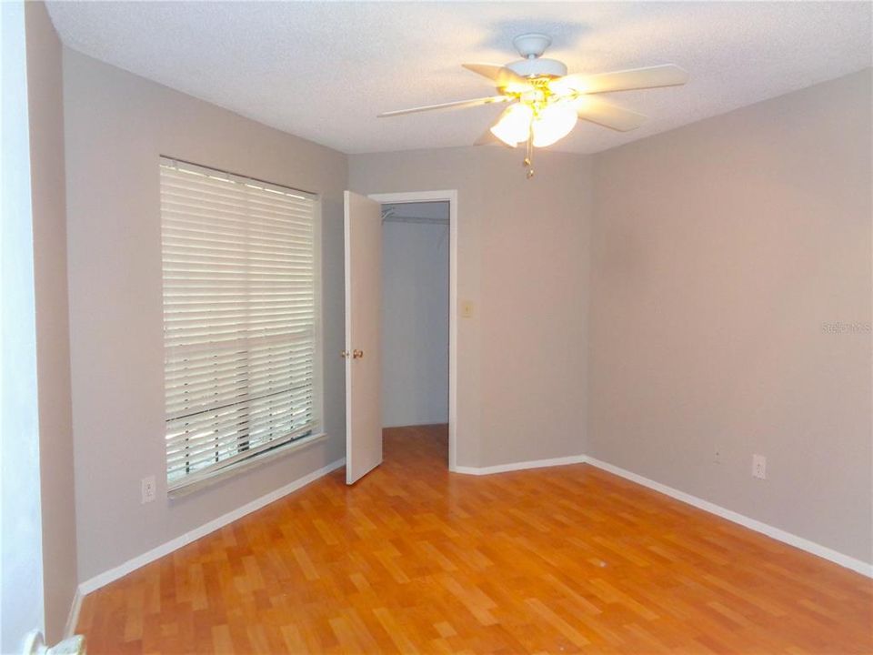 Recently Rented: $1,150 (1 beds, 1 baths, 868 Square Feet)