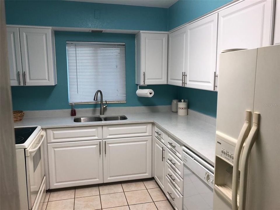 Recently Rented: $3,600 (3 beds, 2 baths, 1357 Square Feet)