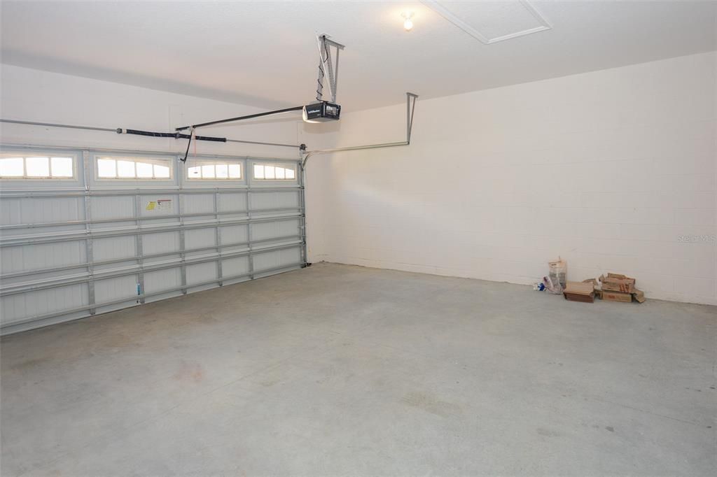 Attached Garage