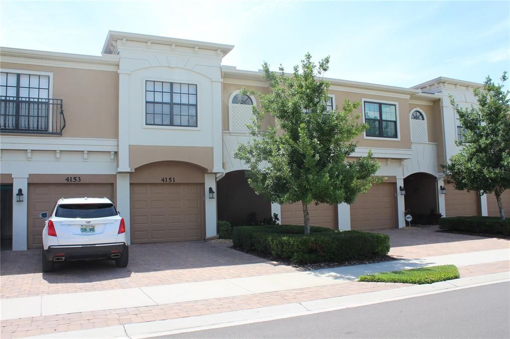 Recently Sold: $284,000 (3 beds, 2 baths, 1381 Square Feet)