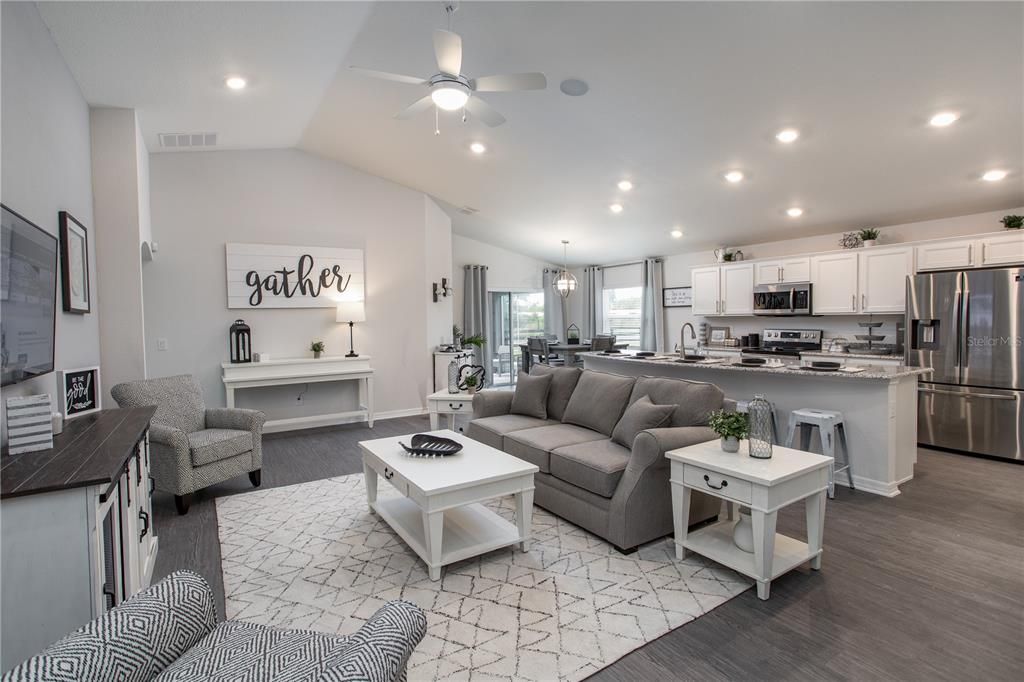 Recently Sold: $301,260 (4 beds, 2 baths, 1819 Square Feet)