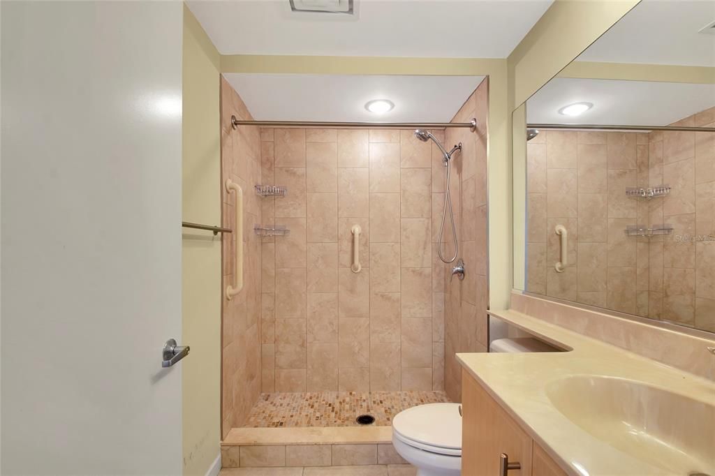 Recently Sold: $498,500 (2 beds, 2 baths, 1453 Square Feet)
