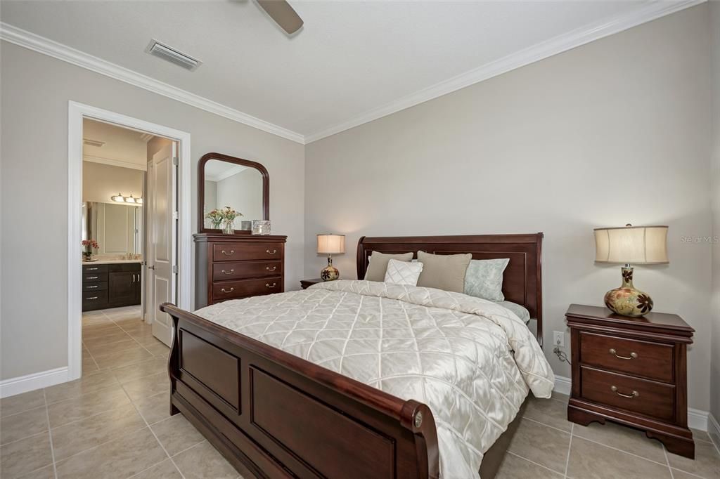 Recently Sold: $515,000 (2 beds, 2 baths, 1921 Square Feet)