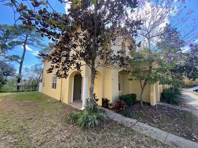 Recently Sold: $202,000 (3 beds, 2 baths, 1364 Square Feet)