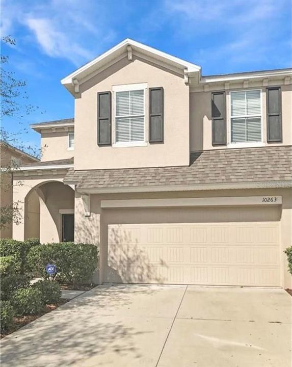 Recently Sold: $275,000 (4 beds, 2 baths, 2307 Square Feet)