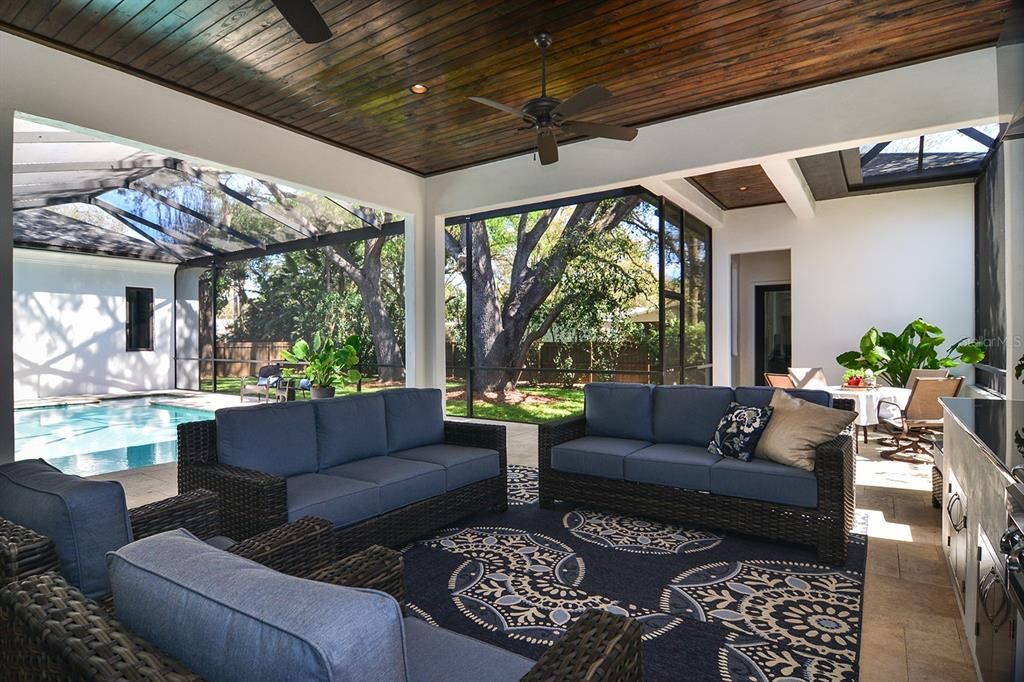 Recently Sold: $1,749,000 (5 beds, 5 baths, 5706 Square Feet)