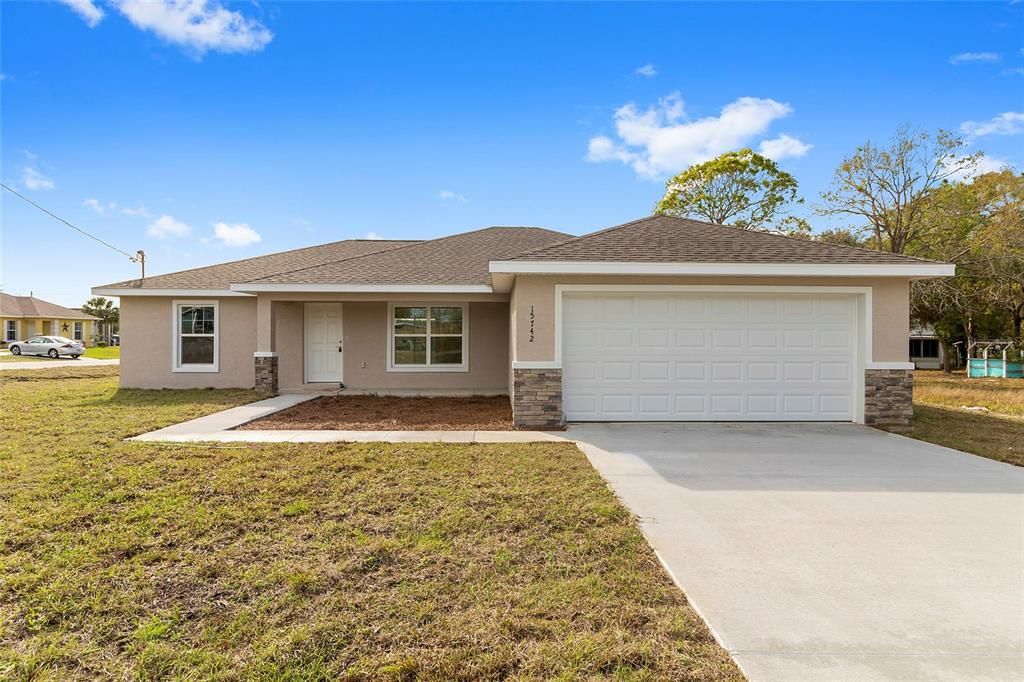 Recently Sold: $225,765 (3 beds, 2 baths, 1557 Square Feet)