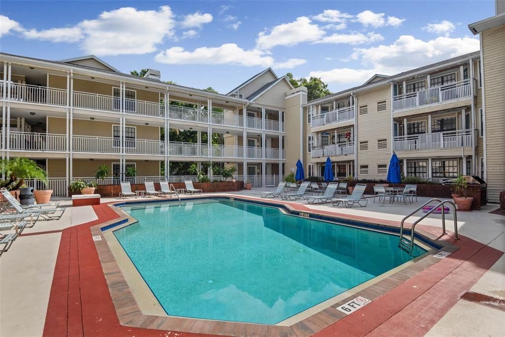 Recently Sold: $140,000 (1 beds, 1 baths, 631 Square Feet)