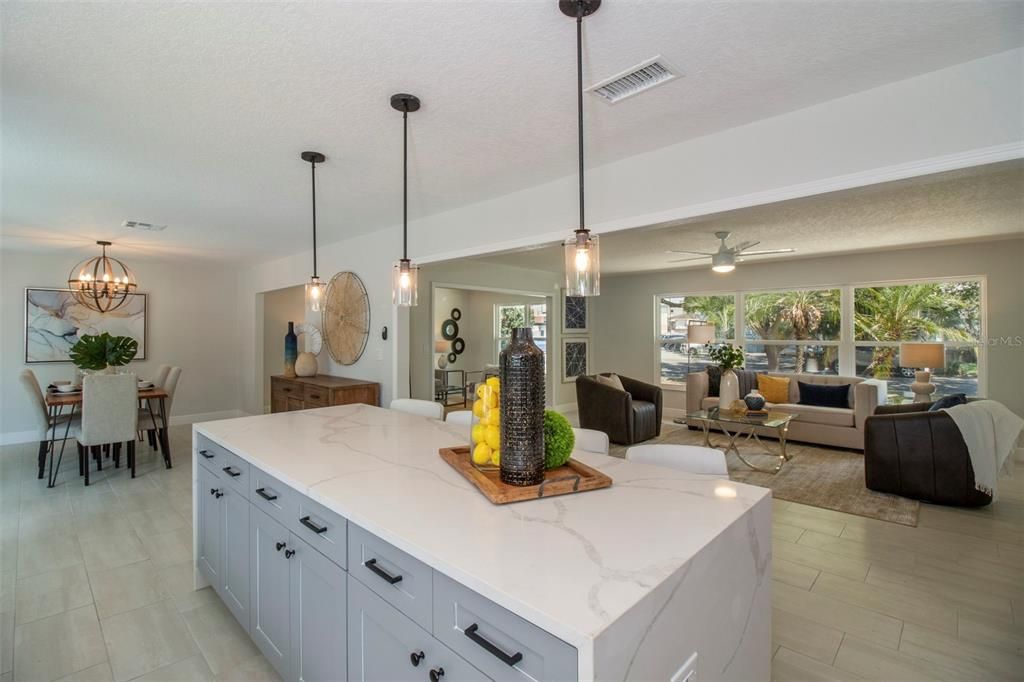 Recently Sold: $850,000 (4 beds, 3 baths, 2876 Square Feet)