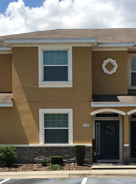 Recently Sold: $173,000 (3 beds, 2 baths, 1649 Square Feet)