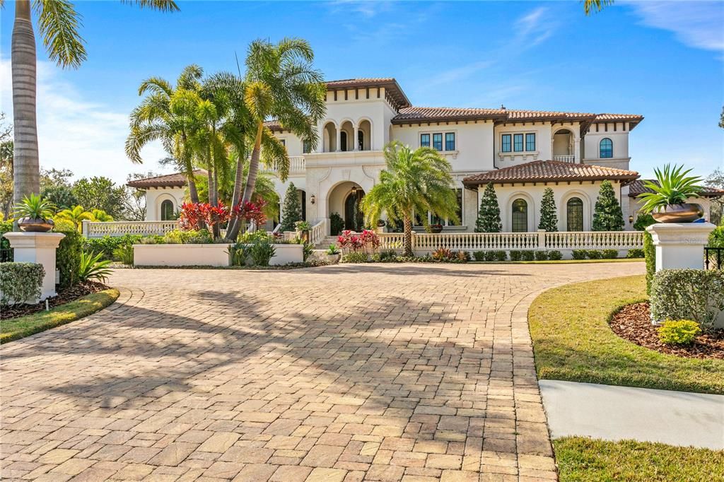 Recently Sold: $12,000,000 (8 beds, 9 baths, 10879 Square Feet)