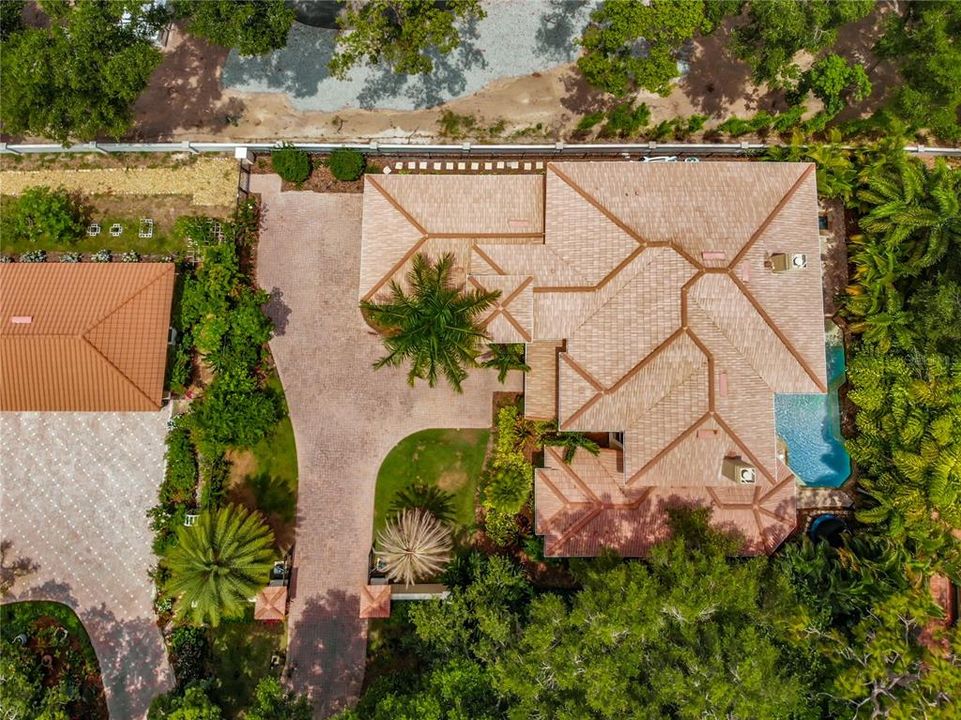 aerial of home/property