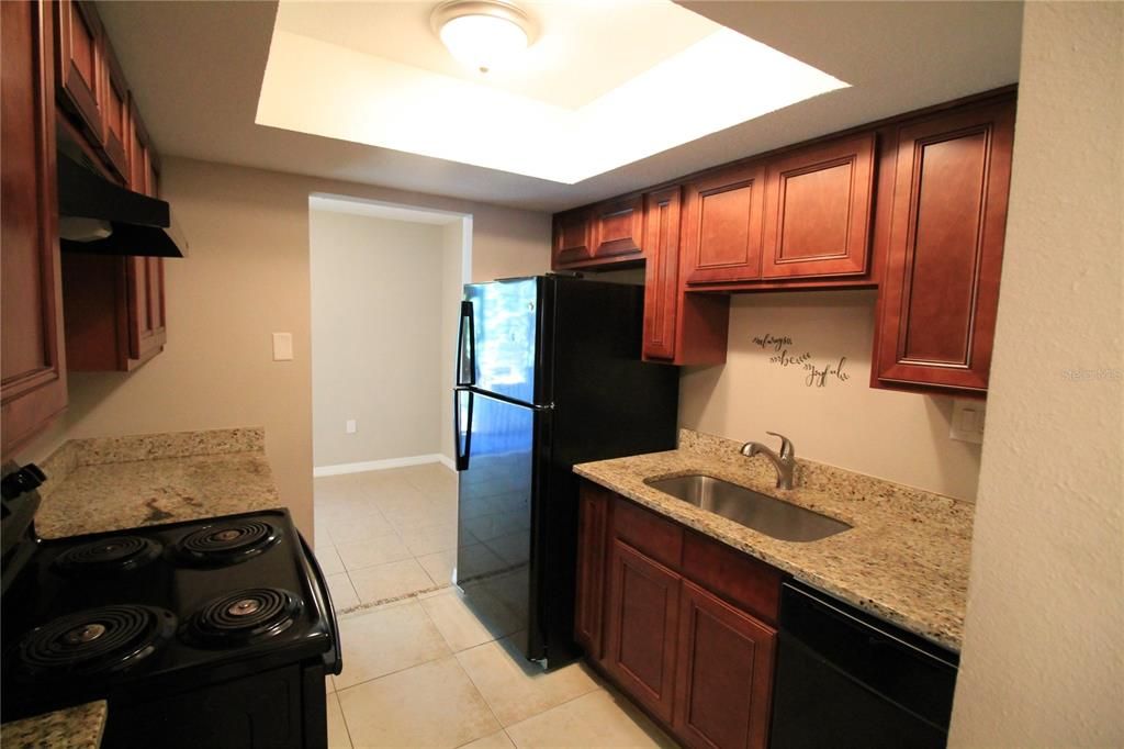 Recently Rented: $925 (1 beds, 1 baths, 756 Square Feet)