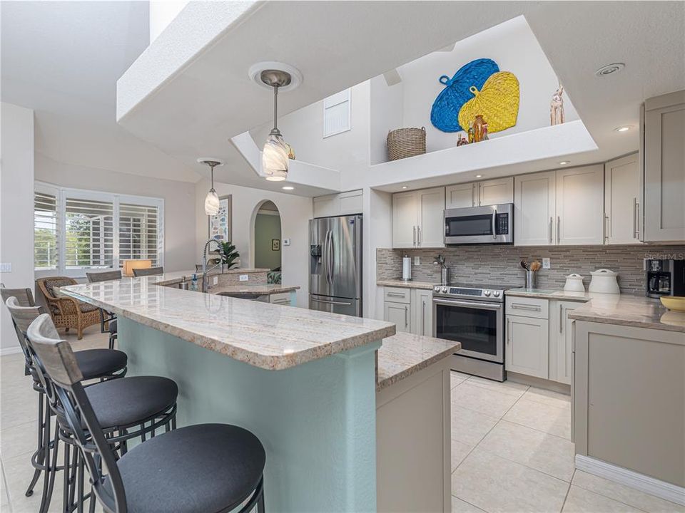 Recently Sold: $839,500 (3 beds, 2 baths, 2101 Square Feet)