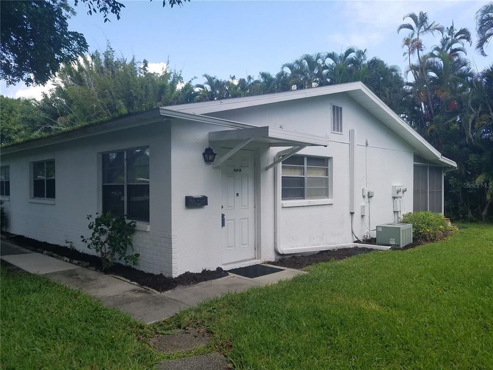Recently Sold: $108,000 (2 beds, 1 baths, 671 Square Feet)