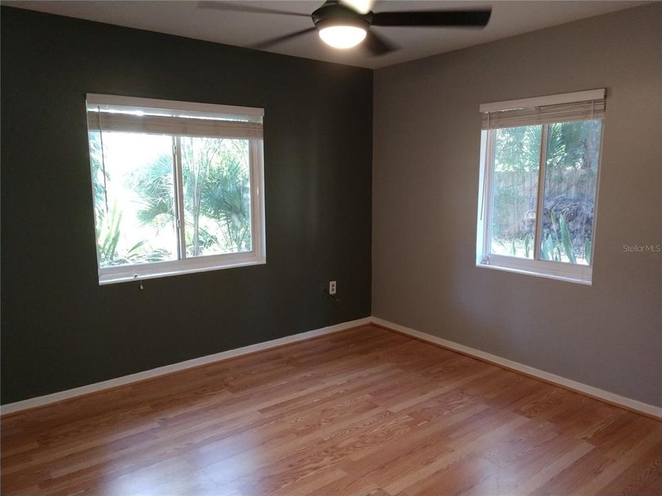Recently Rented: $2,200 (2 beds, 1 baths, 1506 Square Feet)