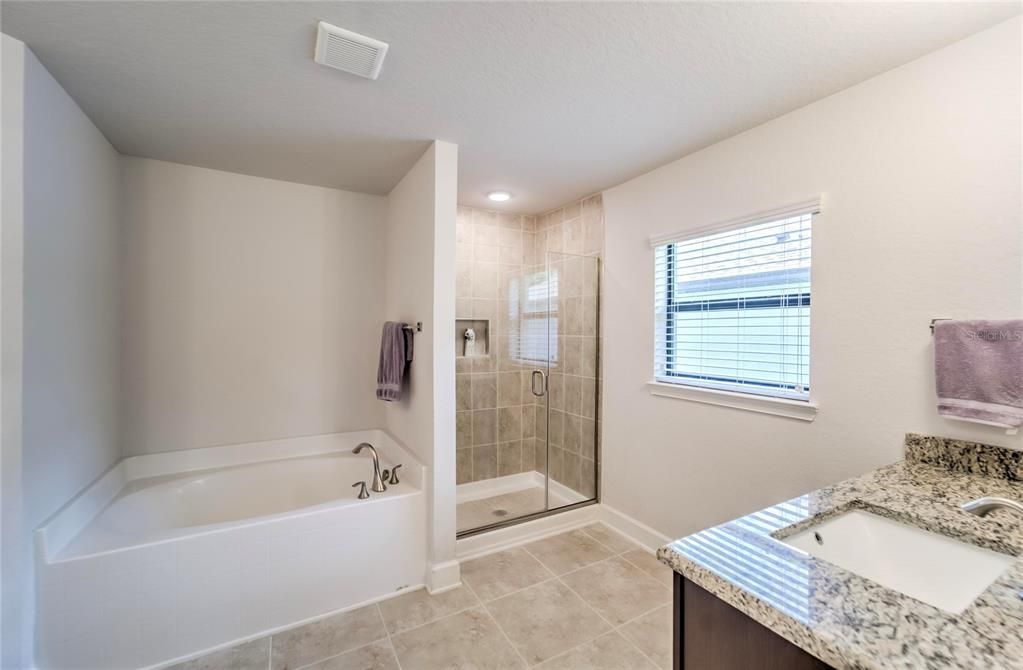 Master Ensuite with dual sinks