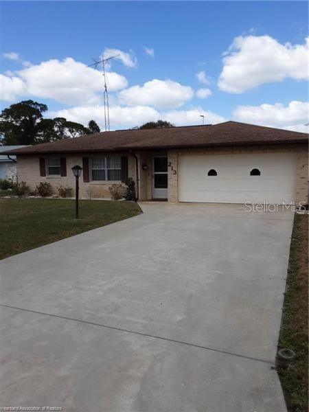 Recently Sold: $161,000 (2 beds, 2 baths, 1290 Square Feet)