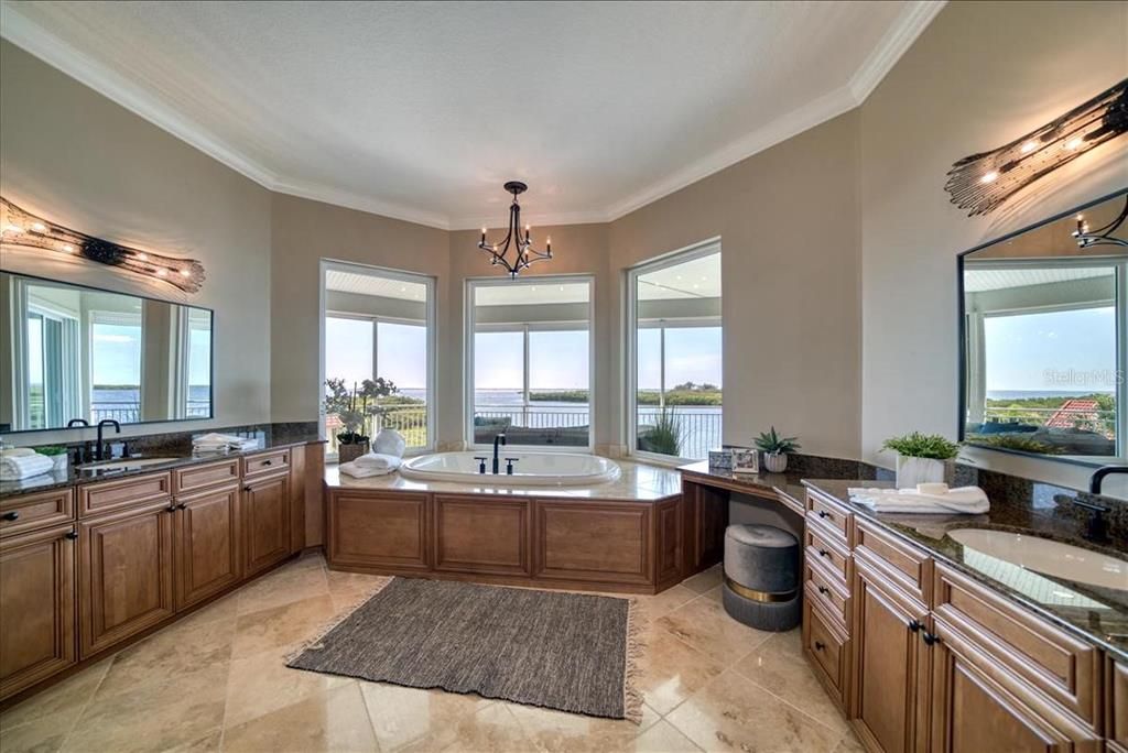 Recently Sold: $1,800,000 (4 beds, 3 baths, 3732 Square Feet)