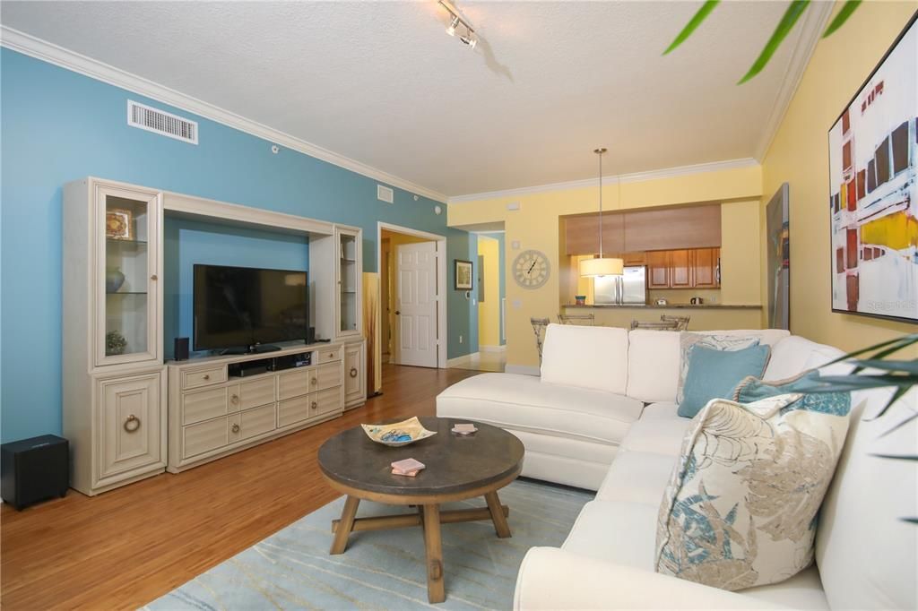 Recently Sold: $489,000 (2 beds, 2 baths, 1180 Square Feet)