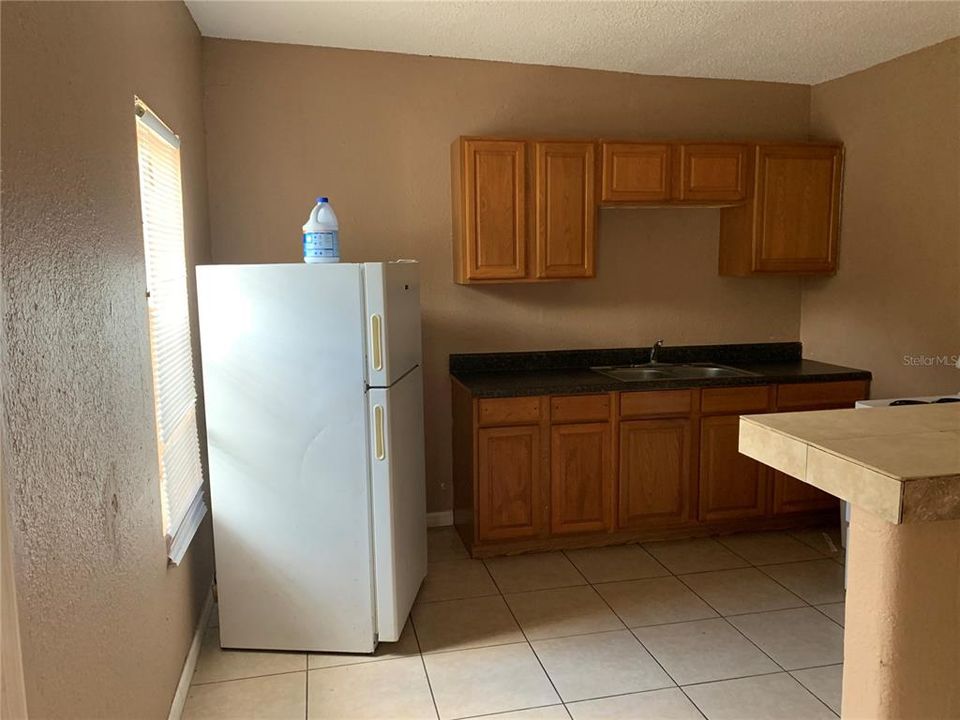 Recently Rented: $650 (1 beds, 1 baths, 480 Square Feet)