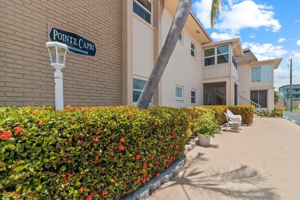 Recently Sold: $325,000 (1 beds, 1 baths, 670 Square Feet)