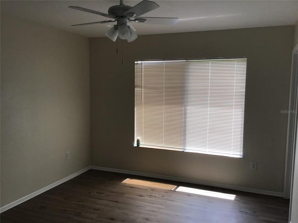 Recently Rented: $1,400 (3 beds, 2 baths, 1320 Square Feet)