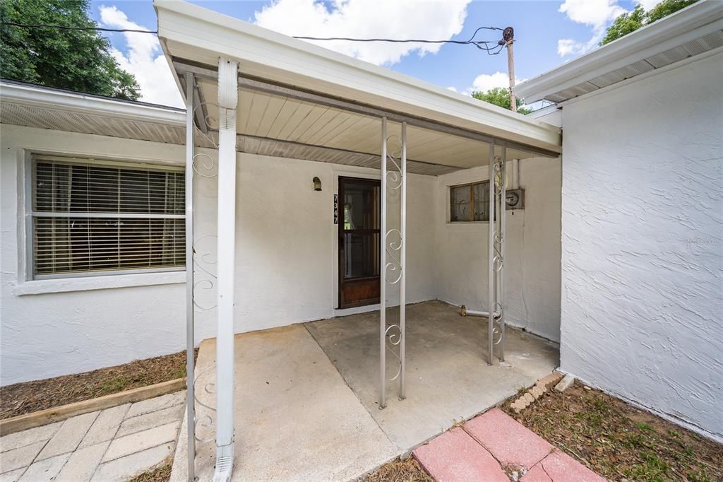 Recently Sold: $154,990 (3 beds, 1 baths, 1303 Square Feet)