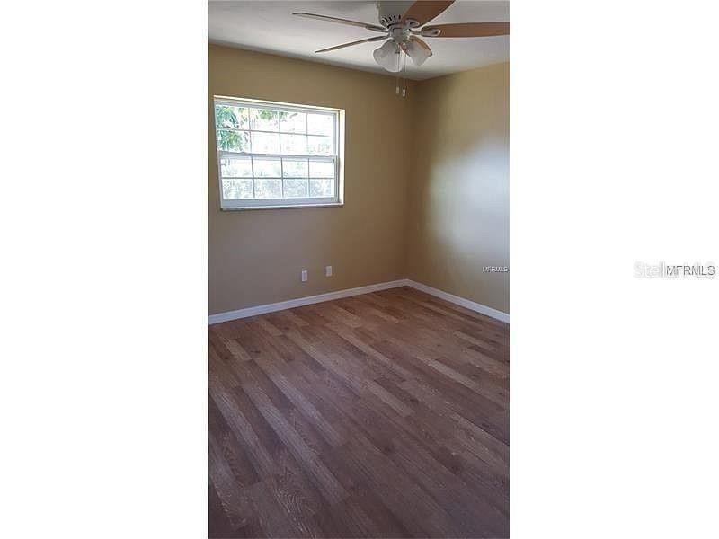 Recently Rented: $2,300 (3 beds, 2 baths, 1564 Square Feet)