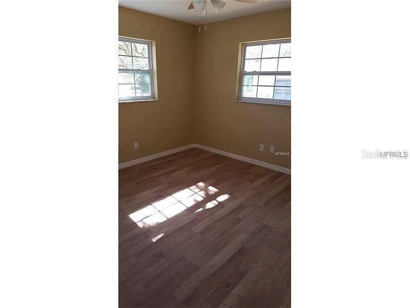 Recently Rented: $2,300 (3 beds, 2 baths, 1564 Square Feet)
